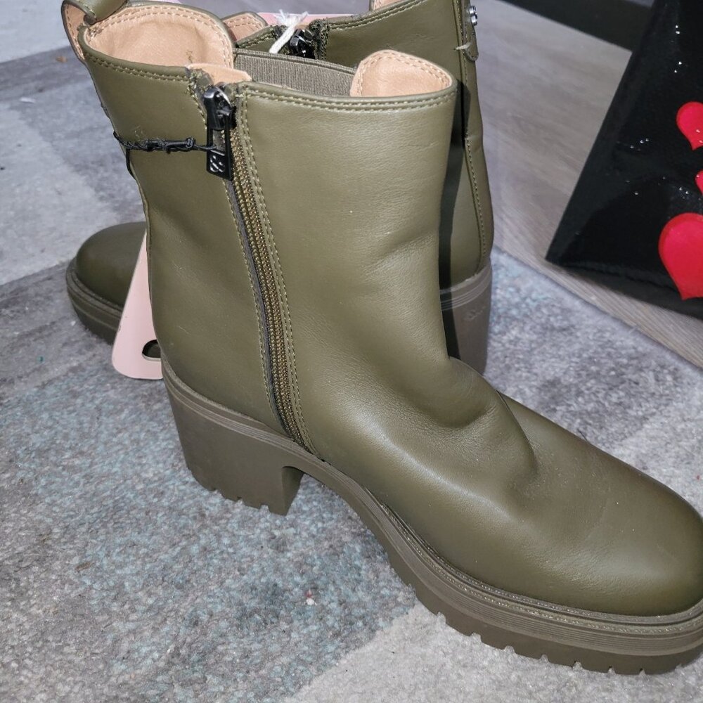 Sam & Libby Women's  Chunky Heel Boots Size 9 Green NWT - Picture 5 of 7